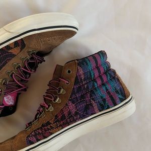 Aztec style vans